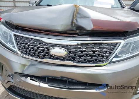 2014 Kia Sorento Limited V6 z USA, uszkodzony, nr VIN 5XYKW4A78EG442634